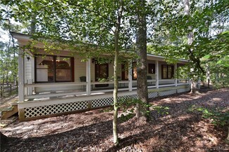 283 Mehixon Creek Ln, Manquin, VA 23106