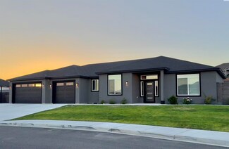 7305 Cornflower Dr, Pasco, WA 99301