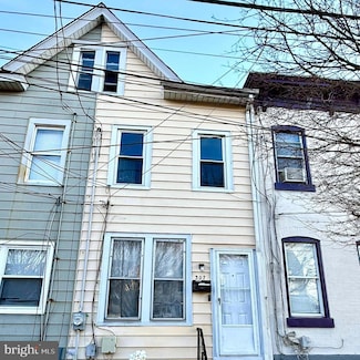 307 Cummings Ave, Trenton, NJ 08611