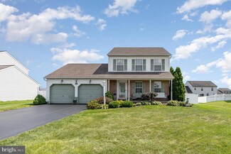 3702 Wheatland Dr, Dover, PA 17315