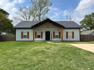110 Church St, Bay, AR 72411