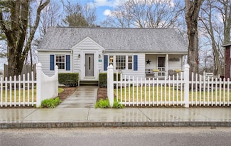 333 Sayles Ave, Pascoag, RI 02859
