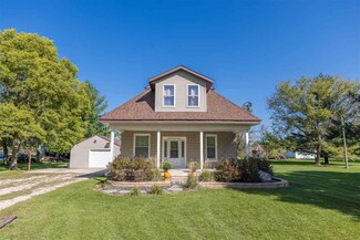 1131 248th St, Waverly, IA 50677