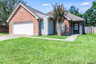 215 Harvest Pointe Cir, Lafayette, LA 70506