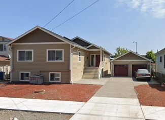 4728 30th Ave S, Seattle, WA 98108