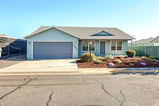 2342 New Haven Dr, Central Point, OR 97502