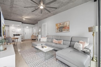 360 Nueces St Unit 911, Austin, TX 78701