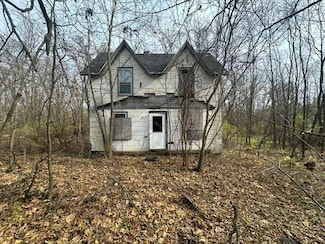 339 S Elm St, Lone Rock, WI 53556