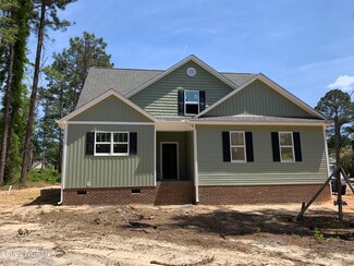 99 Bellhaven Dr, Whispering Pines, NC 28327