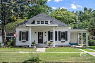 217 W Jessamine Ave, Foley, AL 36535