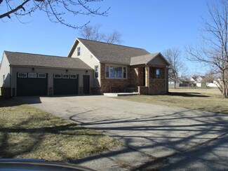 507 S Brackney St, Brookston, IN 47923