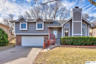 4664 S 148th St, Omaha, NE 68137