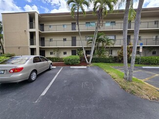 7960 NW 50th St Unit 102, Lauderhill, FL 33351
