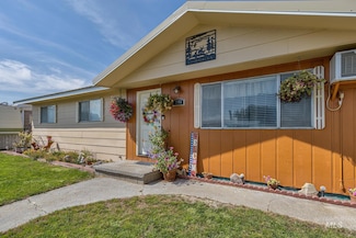 1105 D St W, Vale, OR 97918