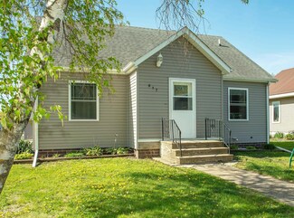 617 5th St, Allison, IA 50602