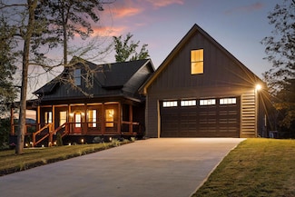 230 Clubhouse Dr, Jasper, TN 37347