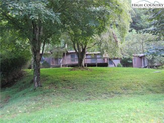 709 Laurel Creek Rd, Sugar Grove, NC 28679
