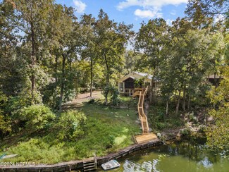 764 Hazelwood Ct, Green Cove Springs, FL 32043