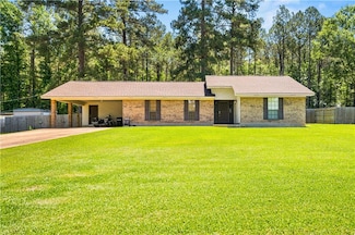 4422 Walden Dr, Pineville, LA 71360