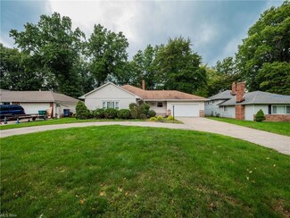 424 Steven Blvd, Cleveland, OH 44143