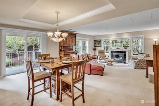 4535 Providence Point Place SE Unit 201, Issaquah, WA 98029