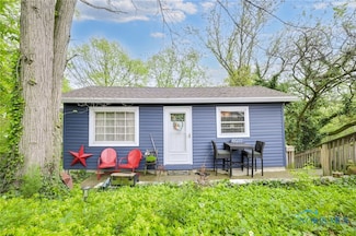 6011 N River Rd, Waterville, OH 43566