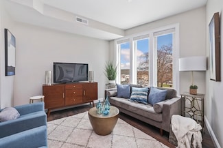 734 South St Unit 8, Roslindale, MA 02131