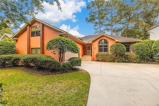 9 W Lake Dr, Saint Simons Island, GA 31522