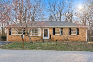 211 Crest Dr, Hopkinsville, KY 42240