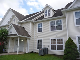 193 Ruth Ct, Middletown, NY 10940