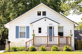1619 W College St, Independence, MO 64050