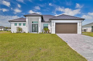 900 NW 12th Place, Cape Coral, FL 33993
