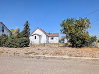 301 1st St SE, Shelby, MT 59474