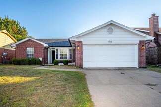 1712 Baron Dr, Norman, OK 73071