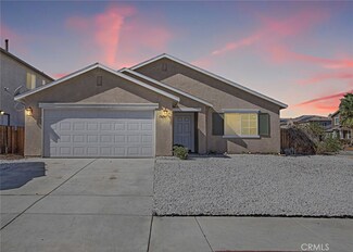 13696 Ashmont St, Victorville, CA 92392