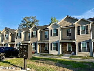 2915 MacGregor Downs Rd Unit 4, Greenville, NC 27834