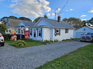24 Harvard St, Fairhaven, MA 02719