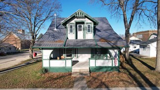 402 State St, Clermont, IA 52135