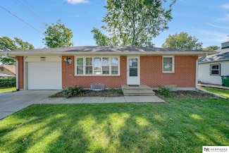 2210 N 67th St, Lincoln, NE 68505