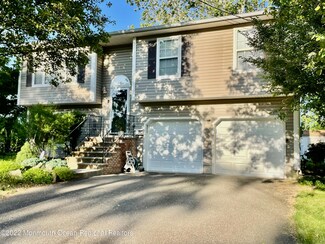 136 Purdy St, Hightstown, NJ 08520