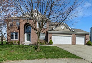 14306 Chariots Whisper Dr, Carmel, IN 46074
