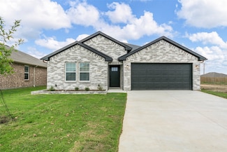 6104 Kayla Ln, Greenville, TX 75402