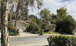 18310 Karen Dr, Tarzana, CA 91356