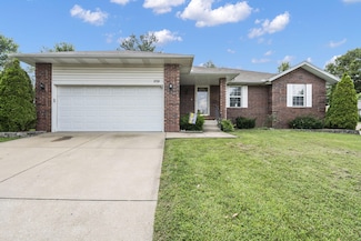 209 Shady Acres Cir, Nixa, MO 65714