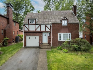 105 Overdale Rd, Pittsburgh, PA 15221
