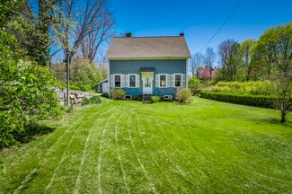 67 Langsford St, Gloucester, MA 01930
