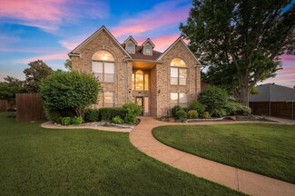 2844 Bremen Ct, Hurst, TX 76054