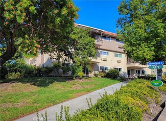 2370 Via Mariposa W Unit 1H, Laguna Woods, CA 92637