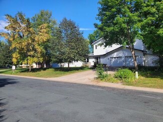 930 Cypress St S, Cambridge, MN 55008