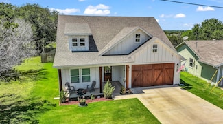 2410 San Gabriel Dr, Granbury, TX 76048